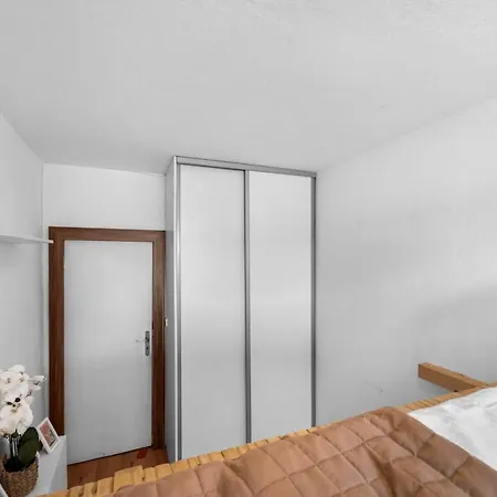 Daire 10 Minutes From Centre With Garden *