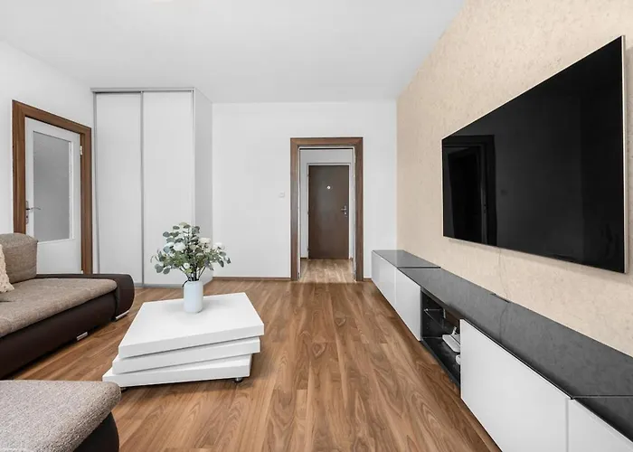 Apartament 10 Minutes From Centre With Garden *